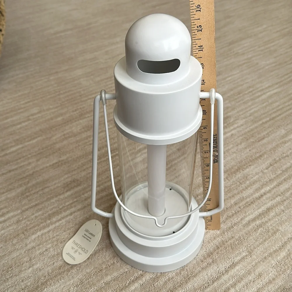 NWT Threshold Metal Classic Battery LED Pillar Candle Outdoor Patio Lantern 16.5